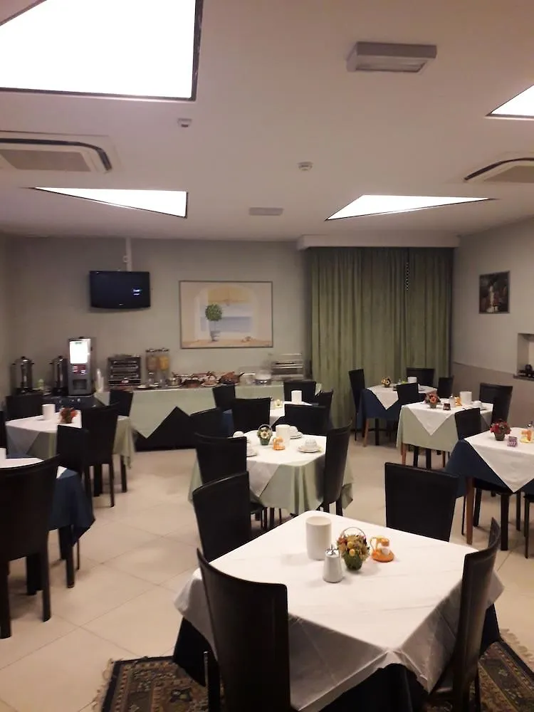 Niagara Hotel Rimini 3*,