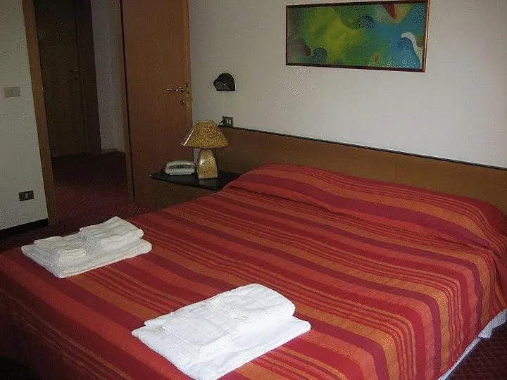 ***  Niagara Hotel Rimini Italy